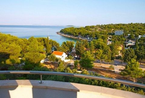 An idyllic mini-hotel for several apartments with stunning sea views! Traumhaus am Meer! The area of ​​the building is 700 m2. The plot is 1500 m2. The area of the building is distributed among several levels of the building as follows: Lower level: ...