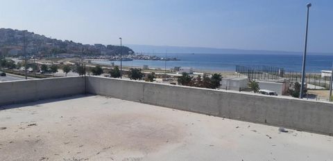 Hotel building is under construction in the suburban area of Split, popular and prestigious Podstrana, just 50 meters from the sea with marvellous open sea views. The hotel is located on one of the most frequented roads of the Split-Dalmatia County! ...