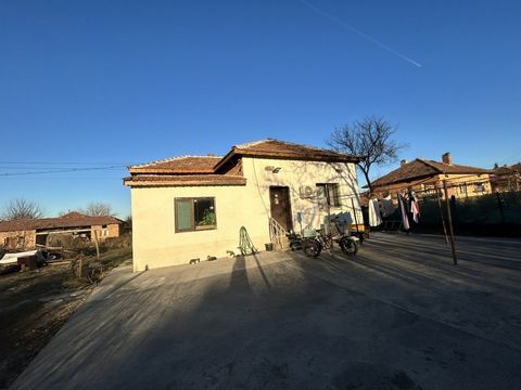 'Address' real estate offers a one-storey house - 72 sq.m. in the village of Milkovitsa, with a flat yard of 1200 sq.m. The house has a newly built part of 50 sq.m. It consists of two bedrooms, a living room with a kitchen and a dining room, another ...