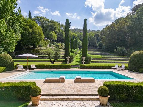 Welcome to this exceptional property nestled in almost 4 hectares of magnificent parkland, offering an unrivalled blend of luxury, privacy, and natural beauty. With its impressive range of amenities and stunning surroundings, this estate presents a t...