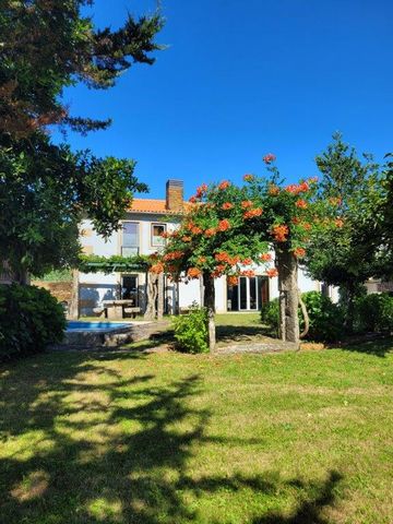 Luxury 4 Bed Country Villa For Sale In Caminha Venade Portugal Esales Property ID: es5554087 Property Location R dos Luíses 80, 4910-357 Venade, Portugal Property Details A haven of tranquility amidst rolling hills: Unveil your Portuguese paradise Ne...
