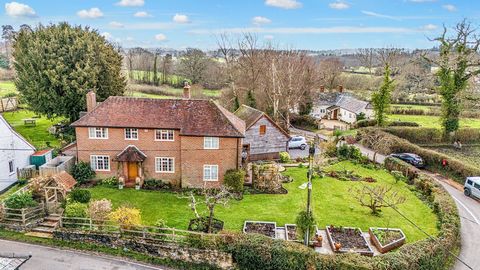 Nestled in the heart of the New Forest, this remarkable home graces the sought-after village of Minstead and offers breathtaking countryside views from nearly every window. This 3 double bedroom property has been beautifully modernised by the current...