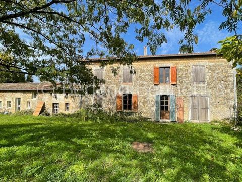 This attractive south facing detached house is situated in a quiet hamlet inbetween the market towns of Sauze Vaussais and Melle. It offers 210m2 of living space including the adjoining stone building which has been adapted to provide further accommo...