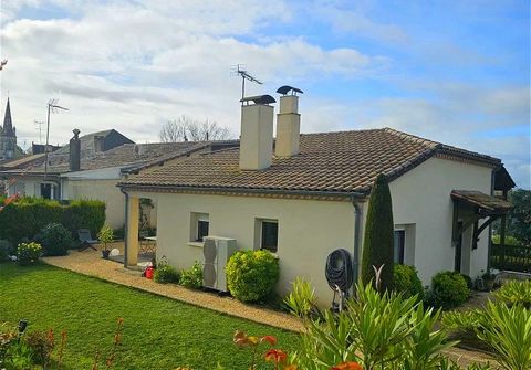 Summary Beautiful village house in South-West France, 170m2, with steps leading up to a 1,300m2 garden, charmed by 2 cherry trees, flowers of all kinds and fragrance-filled varieties of plants. The house has a lovely view from the lounge through huge...