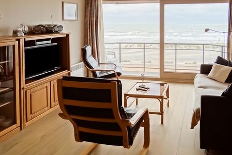 Położony w spokojnej nadmorskiej miejscowości Nieuwpoort, ten wyjątkowy apartament oferuje idealne połączenie komfortu, wygody i zapierających dech w piersiach widoków. Położony zaledwie rzut kamieniem od dziewiczych piaszczystych plaż, jest to raj d...