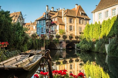 ? Address: 1 Rue des clefs, ? The Wallach apartment is perfect for a stay with family or friends in the heart of downtown Colmar. With its 80 m², it offers a comfortable and well-equipped space. Located near the main attractions, you will easily enjo...