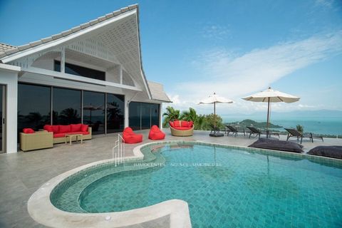 Koh Samui - Villa de lujo en Bhoput   Descubra esta excepcional villa ubicada en Bophut, en la hermosa isla de Koh Samui, ideal para familias numerosas o inversores.   Características principales de la villa: • 8 amplias habitaciones con impresionant...