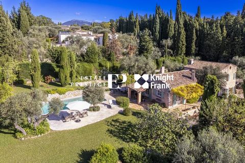 A charming country house located in a peaceful environment perfectly situated between the old villages of Opio and Valbonne. The property is set on a lush flat garden, surrounded by century old olive trees and beautiful landscaping, inclusive of a he...