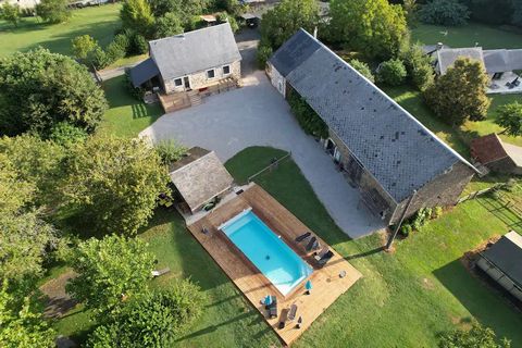 AY1566 This magnificent domain of around 11 hectares offers you a main house (97 m²), two stone gîtes, a campsite of five pitches, three equipped tents (lodges), swimming pool and toilet/ shower block, a barn of 300 m² with restaurant, a 250 m² works...