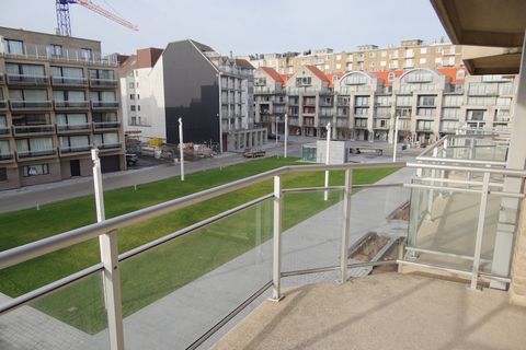 Appartement met 3 slaapkamers op de zeedijk. Inclusief casino. Dit prachtige appartement ligt in het serene kustplaatsje Nieuwpoort en biedt de perfecte mix van comfort, gemak en adembenemende vergezichten. Gelegen op slechts een steenworp afstand va...