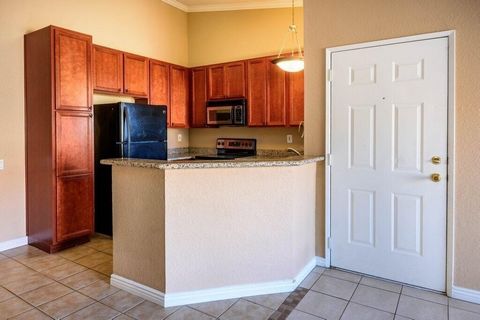 This is a gorgeous condominium that has been well maintained. It features 2 bedrooms and 2 full bathrooms, a spacious kitchen with granite counter tops. The covered patio is great for barbecuing and there's a laundry room with washer and dryer. Saddl...