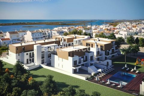 Wunderschöne Apartments in Cabanas de Tavira, nur 300 m vom Wasser entfernt! Die Wohnungen befinden sich im Bau, mit ausgezeichneten Bereichen, Typ T1 und T2, mit großen Balkonen, Terrassen und Parkplätzen. Die Wohnung hat eine Wohnfläche von 69m2, T...