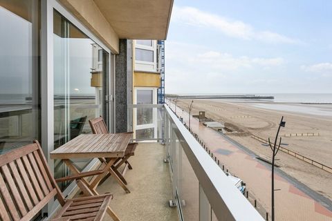 This airy 4th-floor flat, located on the seafront in Blankenberge, offers a spacious and comfortable retreat with stunning views. The wide living space features an open-plan fitted kitchen and a pleasant terrace, perfect for enjoying meals or relaxin...