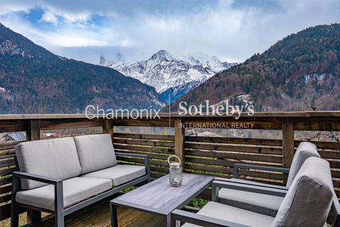 Chamonix Sotheby’s International Realty presents the Chalet Victor, located in the charming and peaceful area of Vieux Servoz. This rare property, featuring four bedrooms and two bathrooms, is set in a natural environment and offers stunning views of...