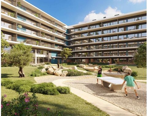 2-bedroom flat in Faro, situated in the exclusive Lux Garden Evo, a new private condominium development. This transversal flat has a balcony on each side, bringing light and comfort to the interior. The spacious living room and open-plan kitchen exte...