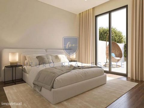 Situated in the charming parish of Santa Luzia, this new building offers a unique opportunity to live in a quiet and diverse environment, with a central location and excellent access. The development will consist of 40 beautifully designed apartments...