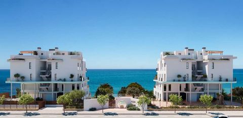 Situated in the stunning coastal city of La Villajoyosa/Vila Joiosa, in the beautiful region of Comunidad Valenciana, Spain, this exquisite apartment presents a unique opportunity for those seeking luxury and comfort. With a contemporary building sty...