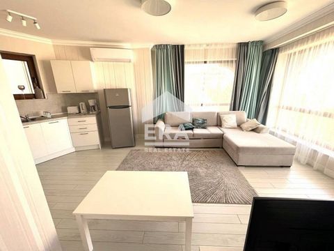 ERA Varna Trend bietet eine stilvoll eingerichtete Ein-Zimmer-Wohnung mit herrlichem Meerblick in einem neuen luxuriösen Wohnkomplex La Mer im Chaika Resort zum Verkauf an. Das Anwesen verfügt über eine Gesamtfläche von 82,25 m² und befindet sich im ...