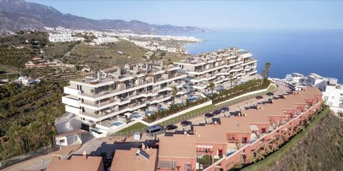 Appartementen met Vrij Uitzicht op Zee in Torrox Costa De appartementen liggen aan de Costa del Sol, in Torrox, dat grenst aan Nerja. Het gebied trekt toeristen aan met zijn verschillende stranden, baaien en de rustige kustlevensstijl die het biedt. ...