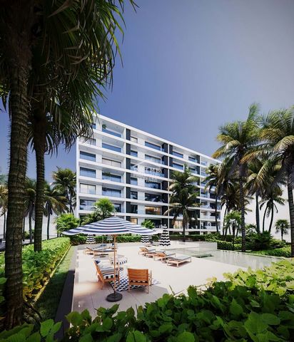 Located in Funchal. Introducing the 'Imperador' building, Madeira Island's newest symbol of luxury living. This exquisite condominium features 31 exclusive apartments across seven floors, each designed with modern elegance and high-end functionality....