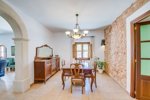 Cas Verros is a beautiful, typical Mallorcan natural stone house located in the southeast of Mallorca, featuring large, meticulously maintained gardens and an outdoor area with a private pool, ideal for enjoying a dream vacation with family. The magn...