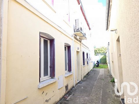 iad France - Patricia Aubertot vous propose: MAISON de ville de 158m2 environ très bien située. 2 minutes de l'amande et 4 minutes de l'hôpital. Elle se compose de 6 pièces dont 5 chambres. -Au rez-de-chaussée, vous trouverez une entrée, un séjour, u...