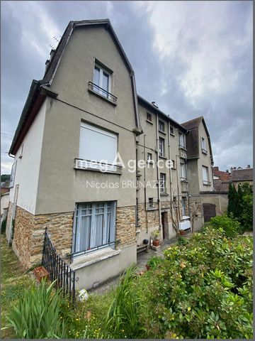 Appartement avec garage et jardin