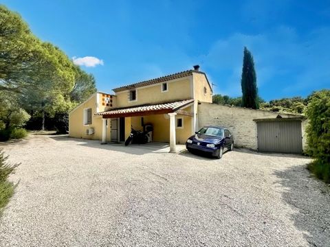 Jolie villa de 200m2 sur 1 hectare de terrain avec piscine