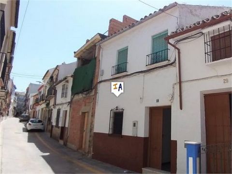 Exclusive to Us. This 3 bedroom property is located in the centre of Rute, a town famous for the production of Mantecados, chocolates and liqueurs, in the province of Cordoba, Andalucia, Spain. The property consists of 3 levels. The ground floor comp...