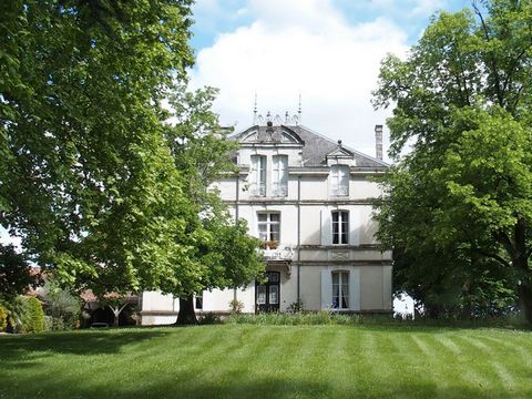 Maisonssud presents a property with a mansion built in 1870 in a magnificent park and many outbuildings. The oldest parts of this house are more than three centuries old, but the mansion, which has three floors and cellars, dates from 1870. Everythin...