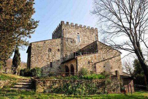 Only 15 km from Florence and 10 km from the A/1 motorway, in a splendid hilly position with olive groves, Chianti vineyards and castles, you can purchase a charming and prestigious estate of approx. 42,000 sqm (ha 04.20.00). At the centre of the prop...