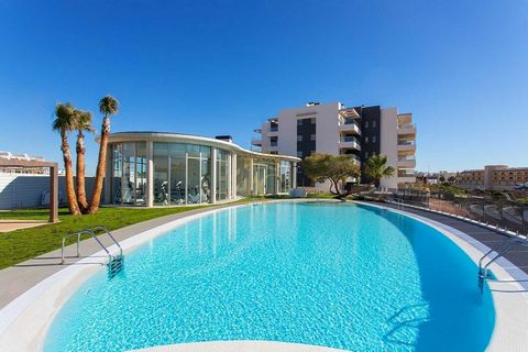Modern apartments with luxury finishes in prime location in Los Dolses - La Zenia in the South of Costa Blanca. Only two left! The properties consist of 2 or 3 bedrooms with monoblock wardrobes and 2 bathrooms with electric underfloor heating. The fl...