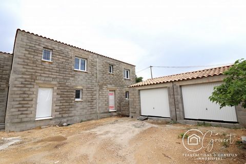 [DECEMBER 2023 DELIVERY] Your agency GRIVERT offers you, in a closed house in the town of Bezouce, this new house RT 2012 built in 2022. It consists on the ground floor: a living room with open kitchen of more than 36m2 and a bathroom with toilet. Up...