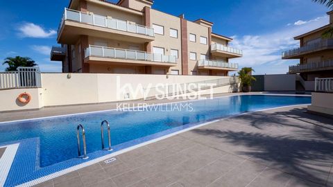 This charming property in Amarilla Golf offers an exceptional living experience, combining elegance and comfort in an idyllic setting. With two comfortable bedrooms, both equipped with built-in wardrobes, this apartment redefines the concept of home....