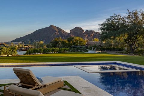Välkommen till denna nyligen förvandlade och smakfullt omformade, ikoniska Paradise Valley-egendom som verkligen omdefinierar lyxigt boende i Arizonas mest prestigefyllda enklav, där överflöd och elegans konvergerar i en bostad som förkroppsligar ess...