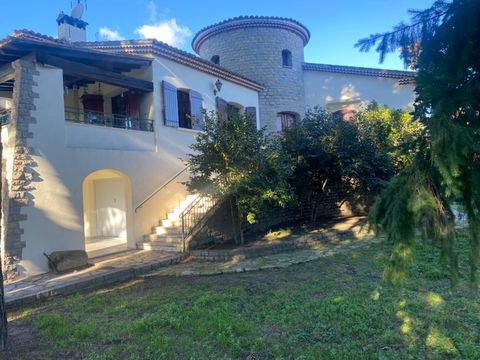 Dpt Gard (30), à vendre ALES maison P7 de 275 m² - Terrain de 2 915,00 m²