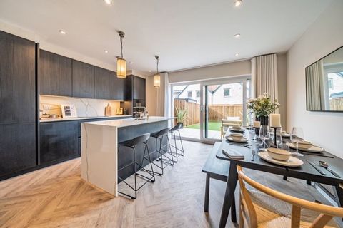 Semi Detached - Four Bedrooms - Three Bathrooms - Kitchen Diner - Reception Room - WC - 1486 sq/ft - PRICED TO SELL Nestled in a quiet residential location, these brand new homes found on The Gallop are a modern interpretation of the Arts and Craft s...