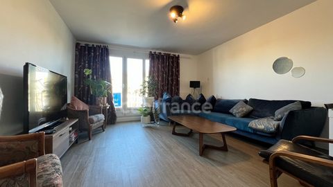 Dpt Finistère (29), à vendre QUIMPER appartement T4 meublé de 81 m² habitable - Balcon - Cave
