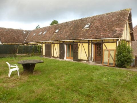 AT MONT SAINT ADRIEN, PRETTY LONGERE SEMI-DETACHED ON ONE SIDE, TRADITIONAL NORMAN HOUSE STYLE IN OLD-FASHIONED WOOD-HALF-HALFED WOOD-INSULATED CLASS C, BUILT IN 2001, WITH INSULATION BASED ON VERY INSULATING CELLULAR CONCRETE FOR AN SURFACE OF APPRO...