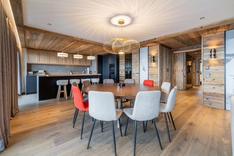 Discover this luxury apartment on the first floor of a new residence. Ideally located close to the ski slopes, this apartment offers an exceptional setting for mountain and winter sports enthusiasts. With a surface area of 111.42 m2, it boasts a spac...
