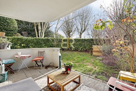 SERVICE RESIDENCE: BR Immobilier offers you this bright apartment of 46 m2, perfectly located in Nogent-sur-Marne (94130), benefiting from a south orientation with sunny terrace. This property in excellent condition offers a bedroom, a bathroom, a to...