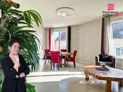 Mrs. MANZONI Audrey presents this bright duplex 5 min walk from the city center, ''LILA'' of 87.25m² in the town of Troyes at the price of 139,000 euros HAI to be paid by the seller. On the second and last floor of a pleasant condominium, this duplex...