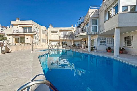 Detached house for sale on the seafront, located above Balmis - Aiguadolç beach, with stunning views. The property has 203m2 built and is located in a residential complex with a communal pool in the peaceful neighborhood of San Sebastian-Aiguadolç. T...