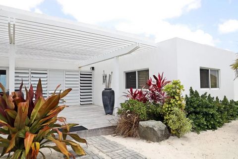 Located in Jolly Harbour. Dragon’s Lair is a contemporary styled villa with timeless designs. It offers four bedrooms and a Loft and is located on one of the Caribbean’s most beautiful beaches. This property  is located in the Gated community of Joll...