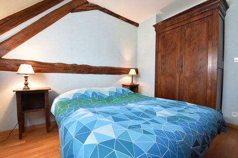 This authentic holiday home in the French town of Chantenay-Saint-Imbert features a large swimming pool. The accommodation offers 2 comfortable bedrooms and a mezzanine with a double bed and a bed for children. Ideal for sun holidays with the family!...