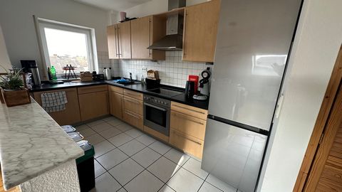 We offer our bright and friendly maisonette apartment in Florstadt for subletting. The apartment is in great condition, the neighborhood is friendly and relaxed. About the apartment: + light cork and flowing floors + Night storage heating (electricit...