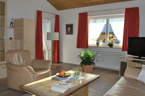 Notre maison est située dans un quartier résidentiel calme à Bad Bayersoien. A proximité des Alpes d'Ammergau et du Pfaffenwinkel.