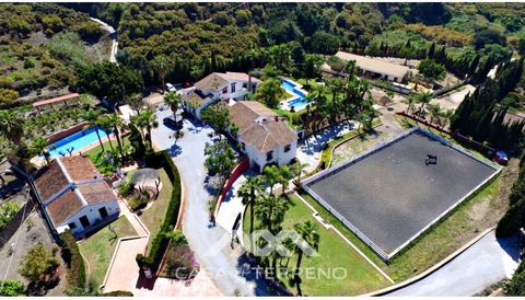 Exclusive and unique of its kind: a 16.000m2 Andalusian vacation resort with horse farm between Frigiliana and Nerja - with a built-up area of more than 1.600m2! In total, the resort has nine bedrooms, ten bathrooms and two guest toilets, spread over...