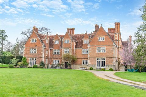 Crawley Grange Step into a home steeped in history and indulge in a lifestyle where opulence meets centuries old architecture. This is not just a character property, it is a statement of refined living. Settle down in a room where a Queen has dined, ...