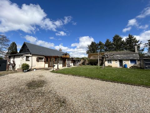 Located in a charming village 5km from Goms and 15km from Evreux, discover this real estate complex consisting of a main house: bright and pleasant veranda, open kitchen, bathroom with toilet, a bedroom. Several outbuildings, a pond, all built on 104...